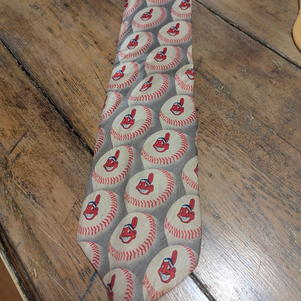 Ralph Marlin Baseball Pattern Tie - Red and Cream